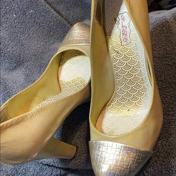 Oh..Deer shoes size 8 - Picture 2 of 3